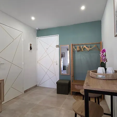 - Terrasse Garage Lägenhet