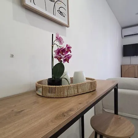 - Terrasse Garage * סיס-פור-לה-פלאז'